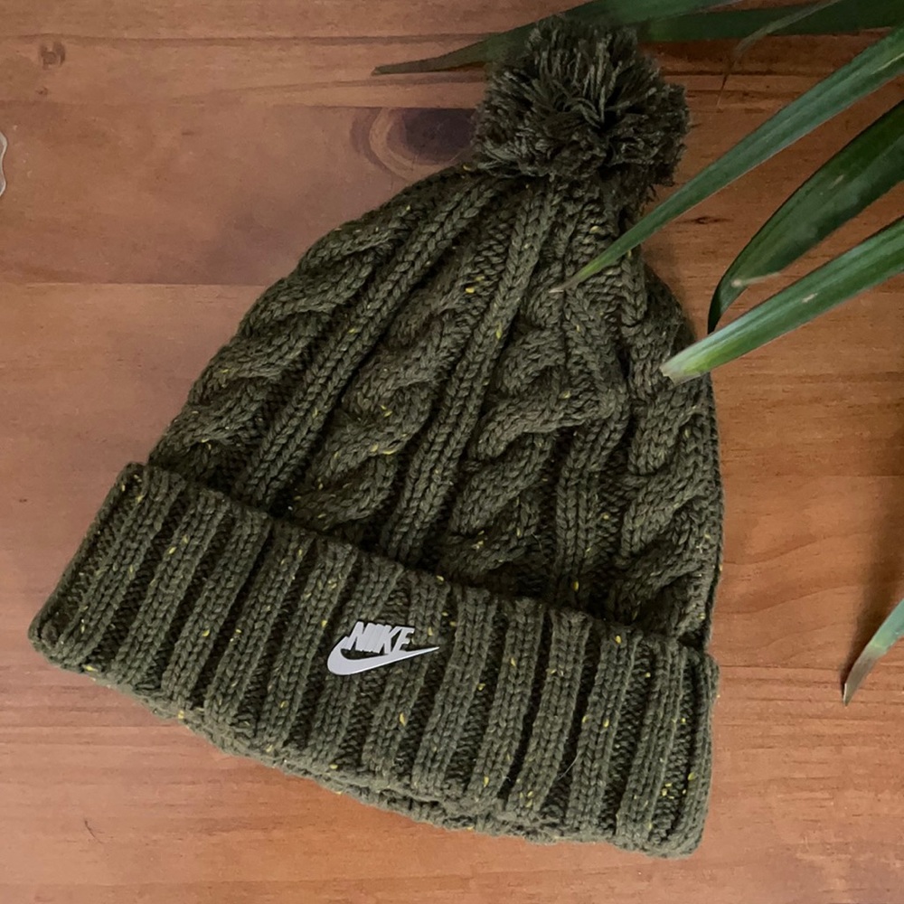 Womens Nike Sportswear Removable Pom Knit Beanie